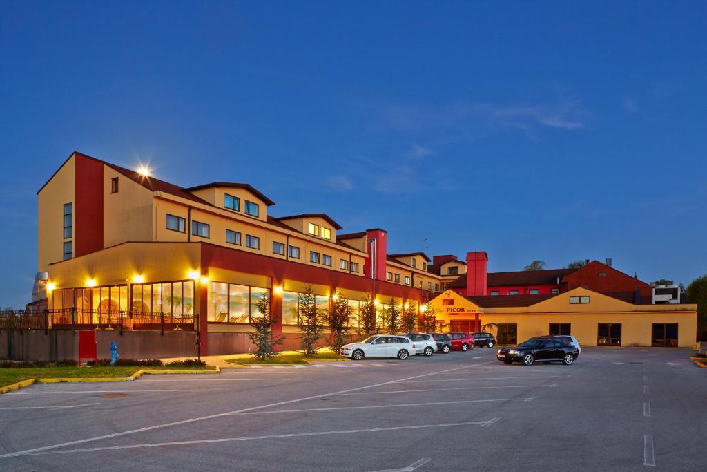 Hotel Picok Thurdevac Exterior photo